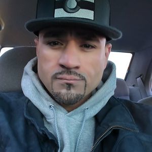 Meet your Posher, Adam